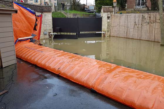 /editorial_images/page_images/featured_images/april_2020/Flood-risk.jpg