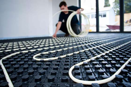 /editorial_images/page_images/featured_images/february_2020/Underfloor-heating.jpg