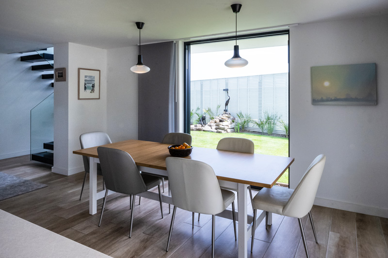 Art-Deco-style-dining-area2©-Loyn-+-Co.jpg