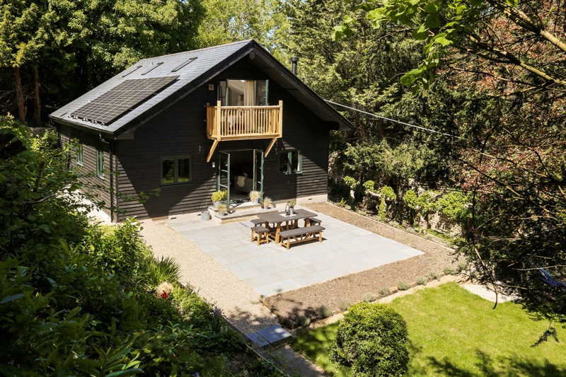 the-log-house-34viewext.jpg