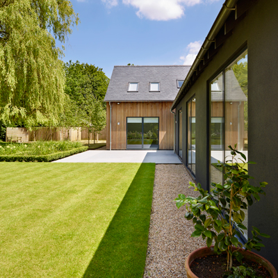 landscaping_sharp_straight_lines.jpg